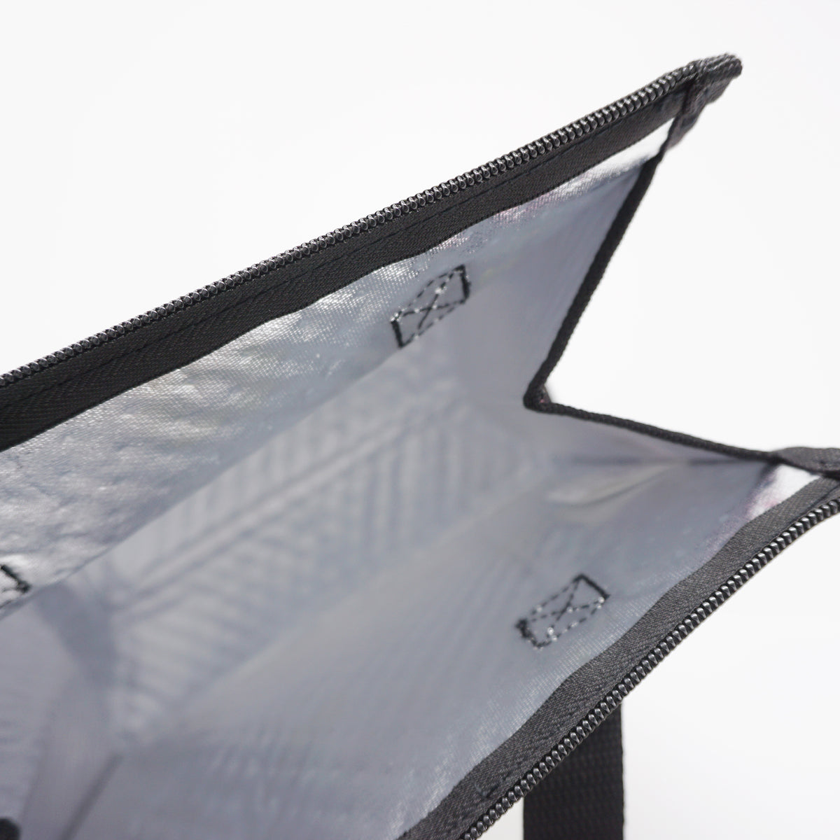 Jiji the Cat Insulated Lunch Bag Elegance Design Kiki's Delivery S