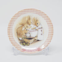 2004 Peter Rabbit 12 Months Mini Collectible Plate Bunny - February